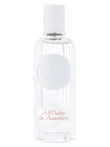 À L'Ombre des Amandiers